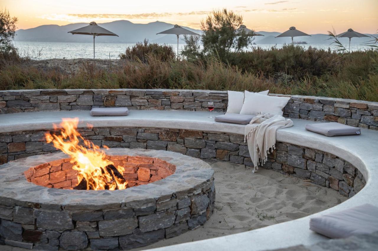 Aqua Breeze Villas On The Beach Pláka Eksteriør billede